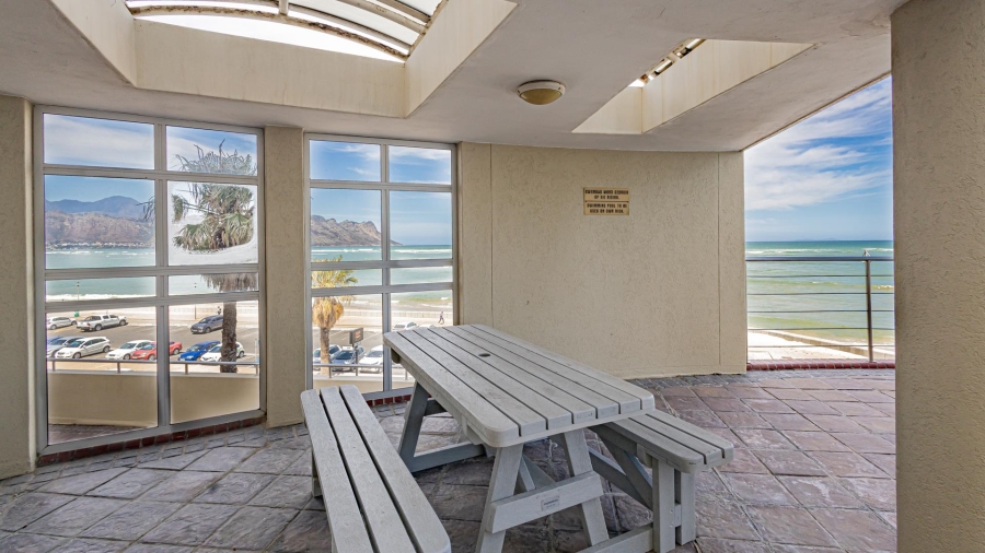 2 Bedroom Property for Sale in Strand Central Western Cape